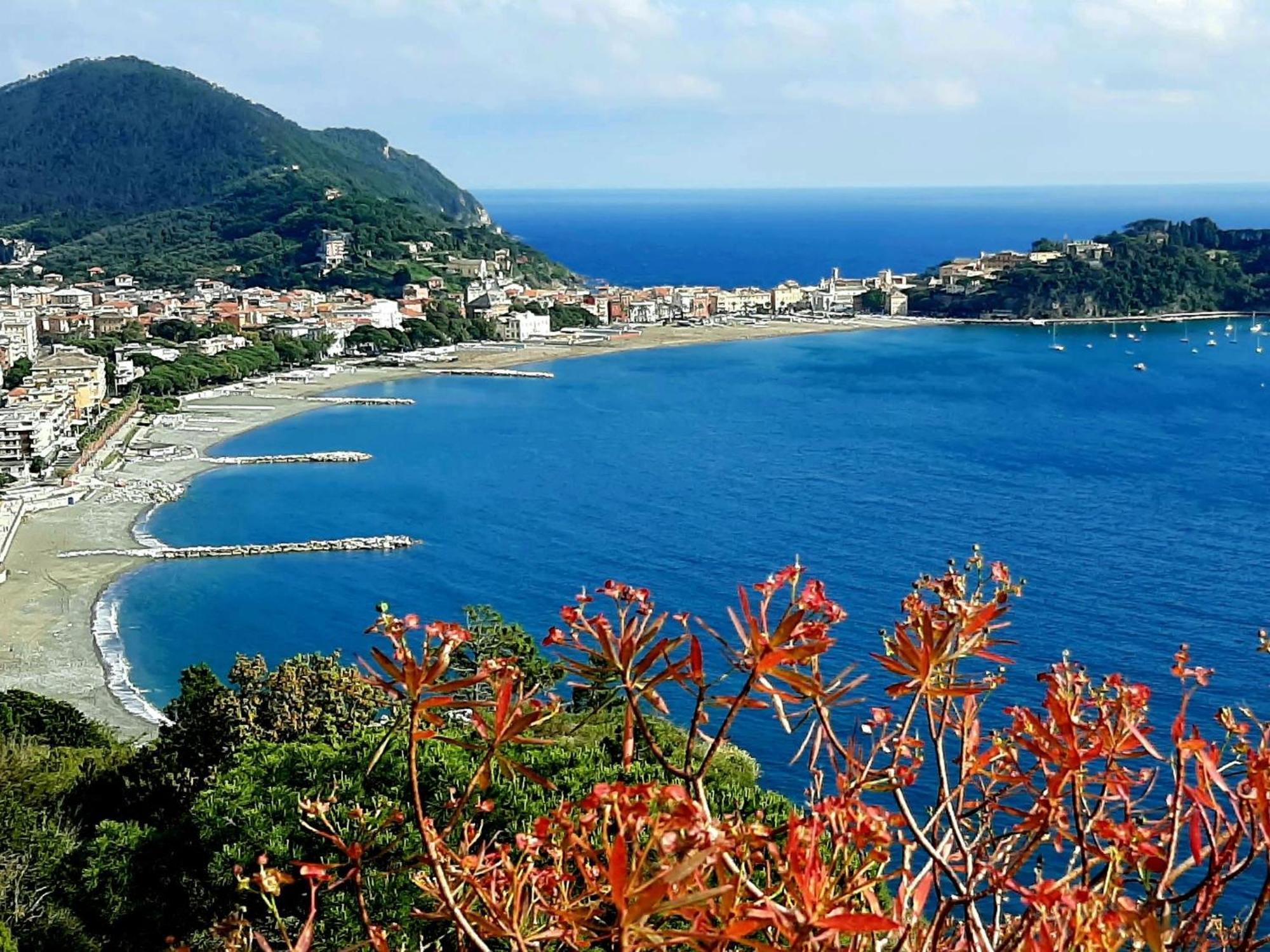 Apartment Casa Lambruschini By Interhome Sestri Levante Luaran gambar
